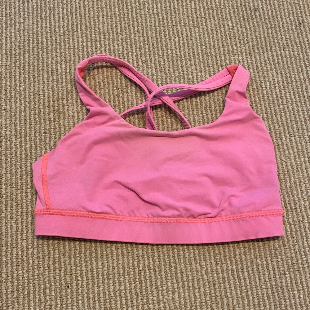 Lululemon Pink Sports Bra sz. 6